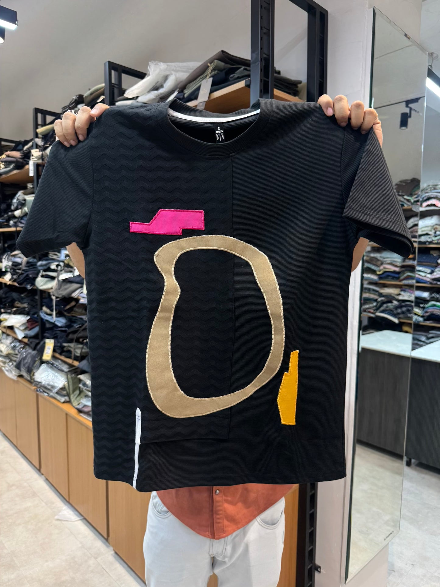 M.TSHIRT