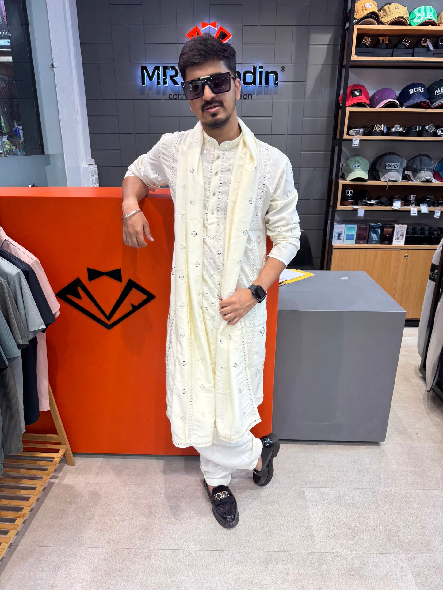 M.KURTA