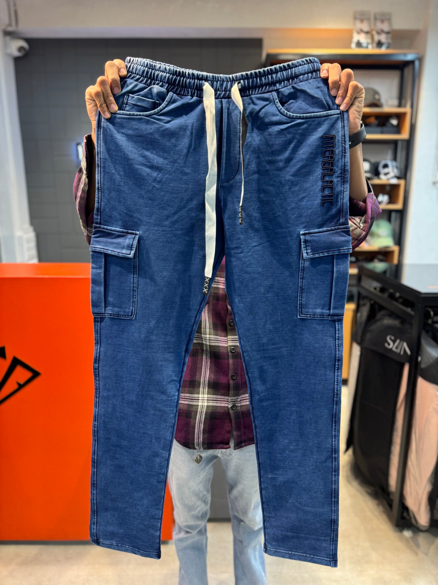 M.TRACKPANT