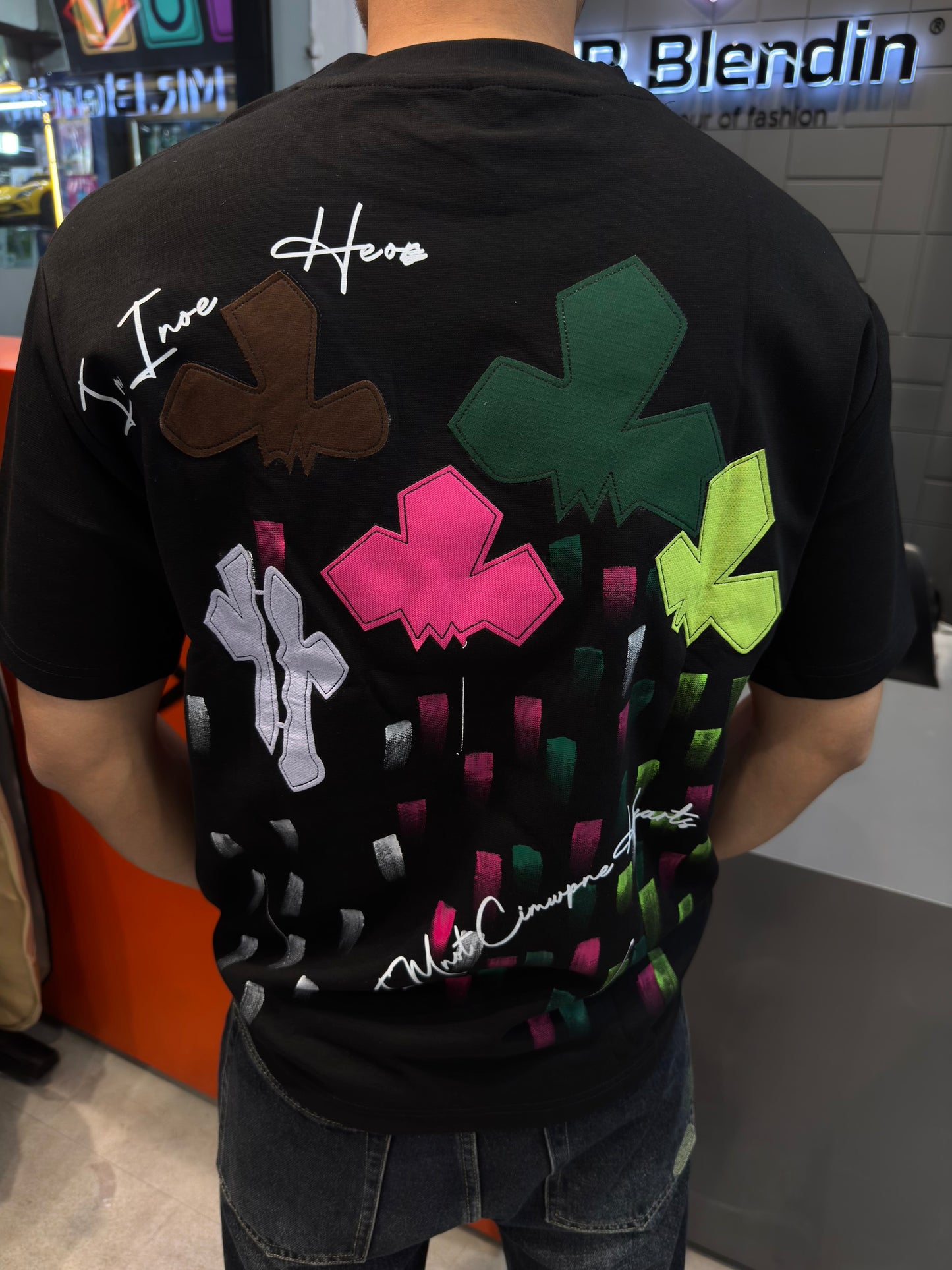 M.TSHIRT