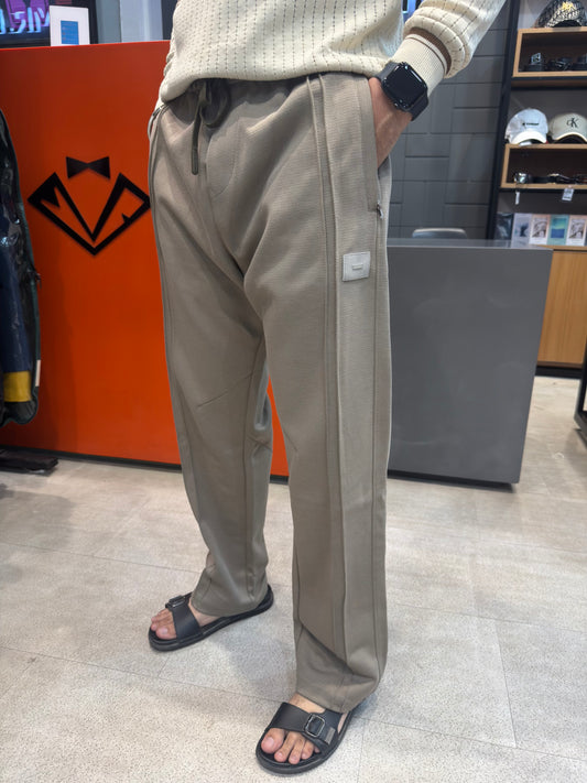 M.TRACKPANT
