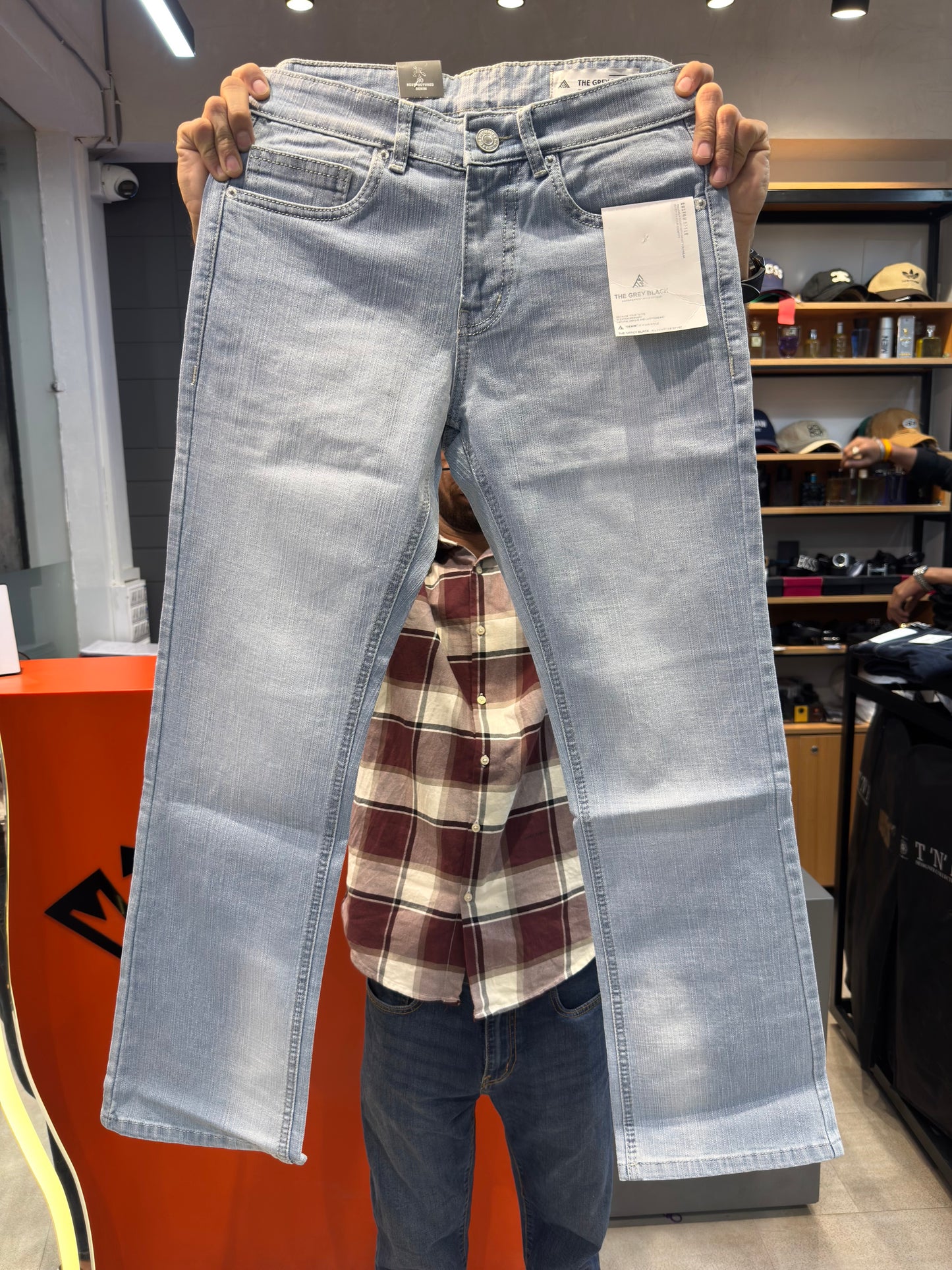 M.JEANS