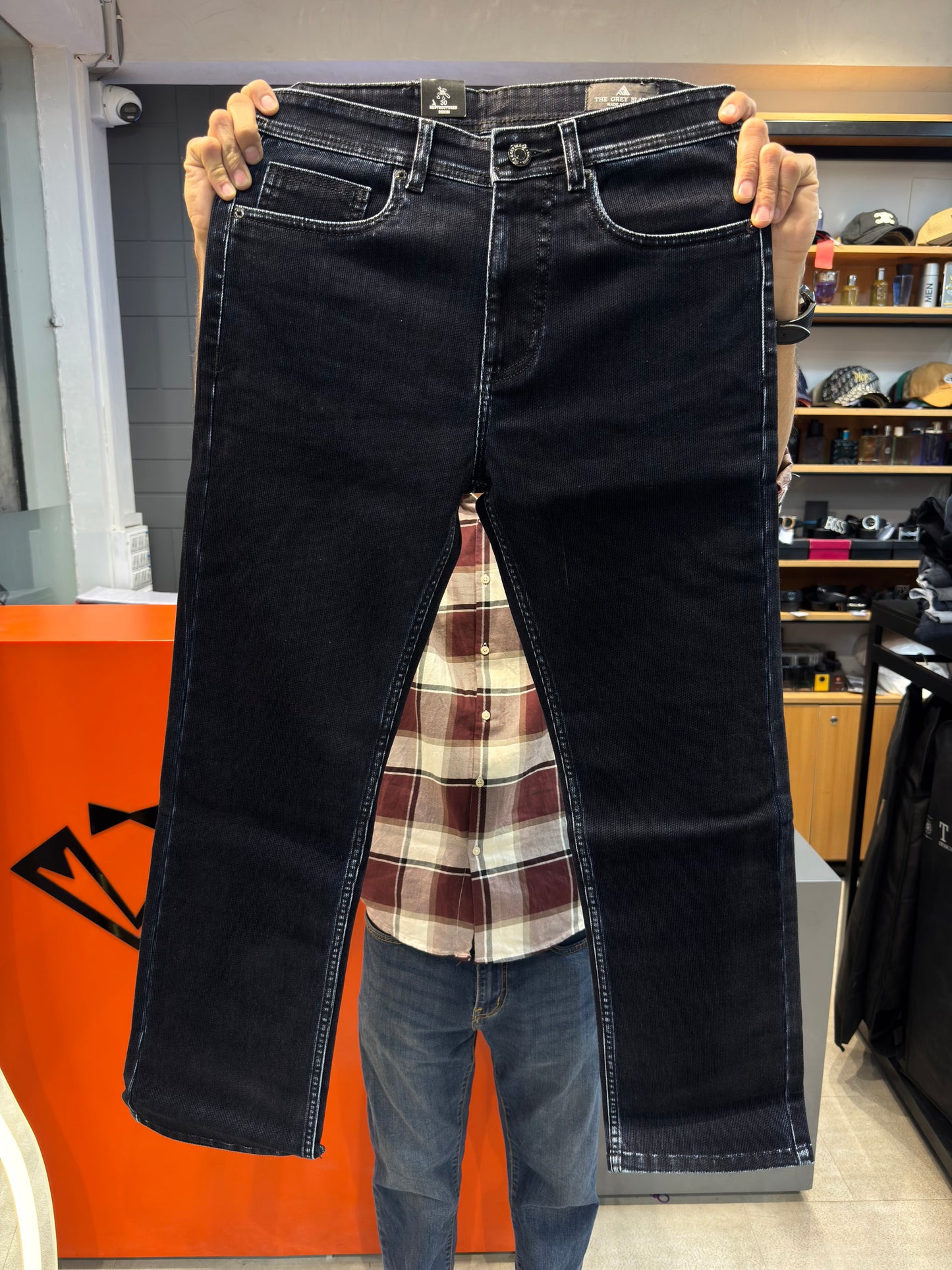 M.JEANS