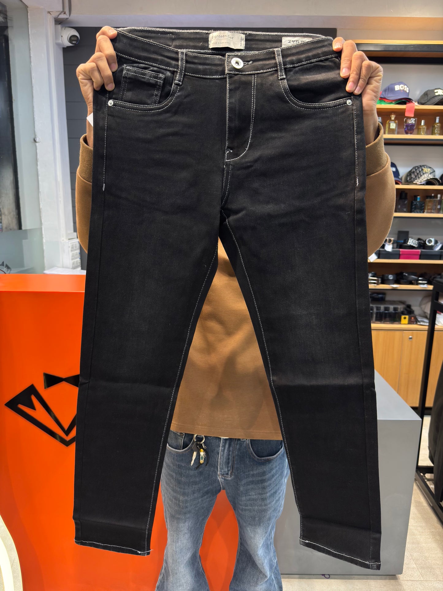 M.JEANS