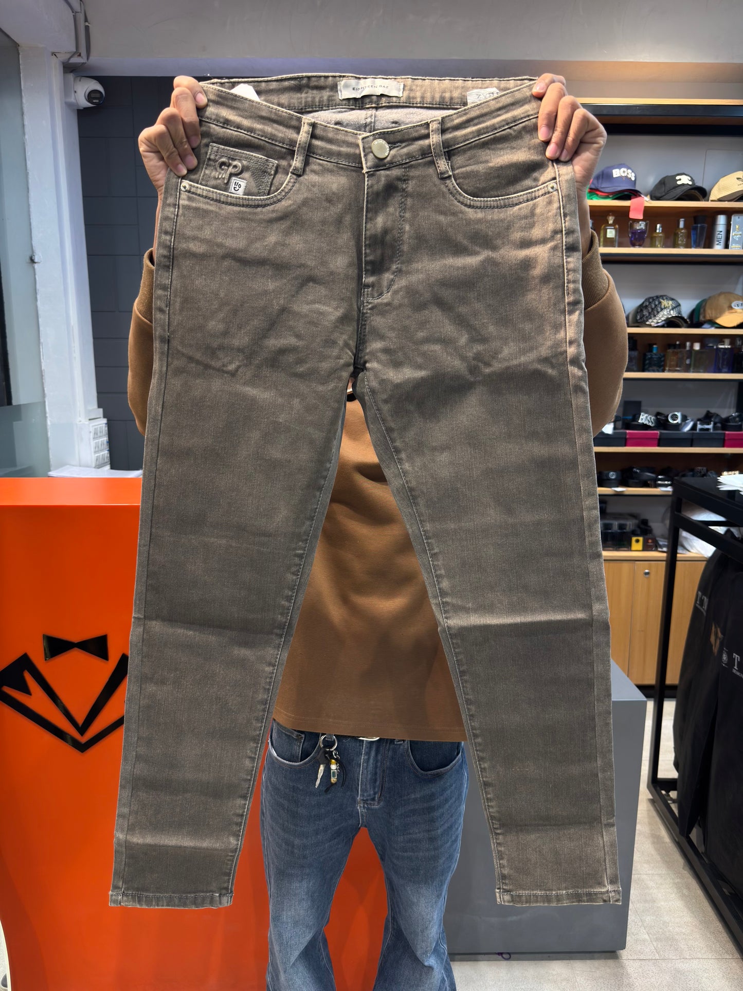 M.JEANS