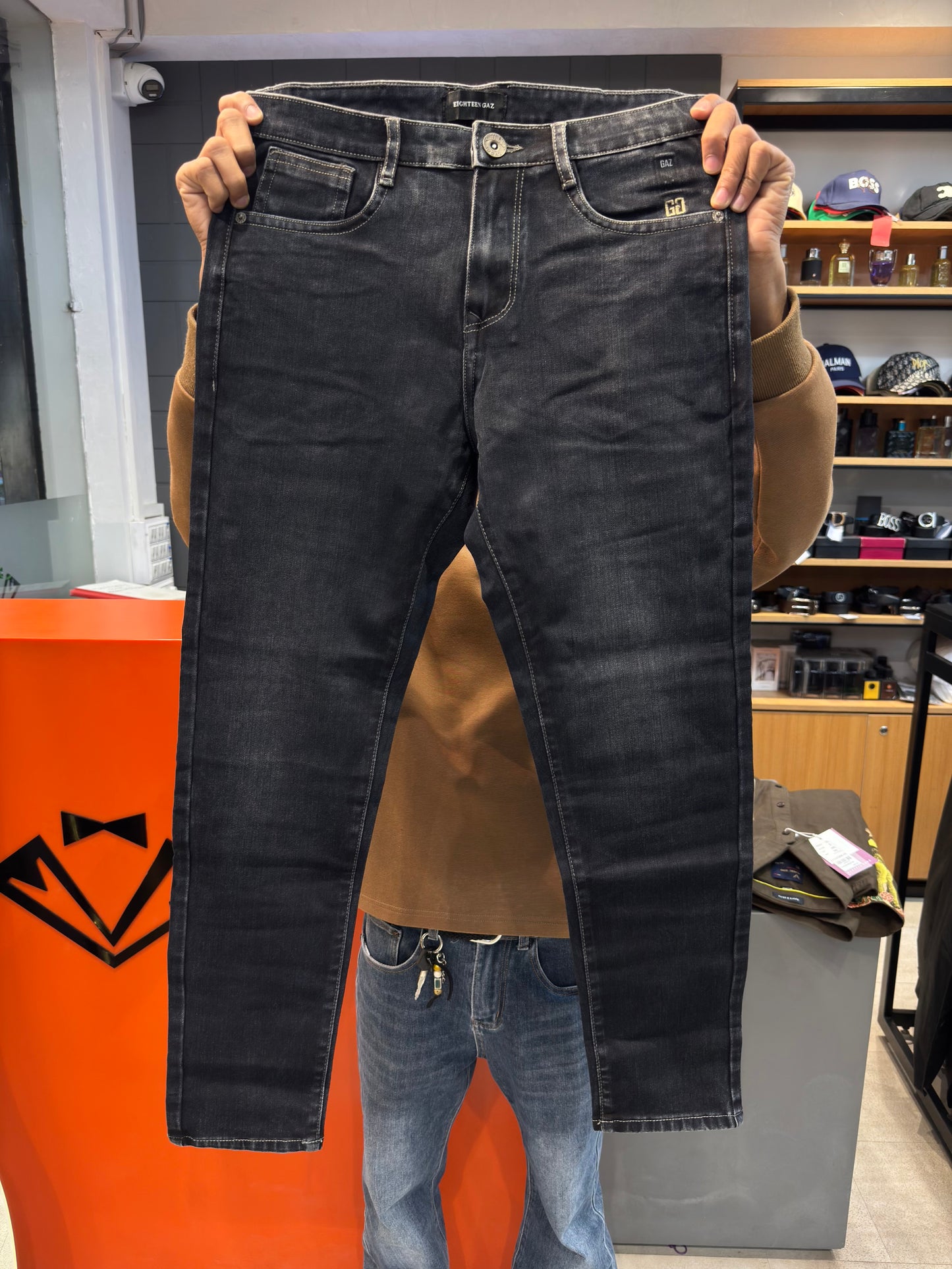 M.JEANS