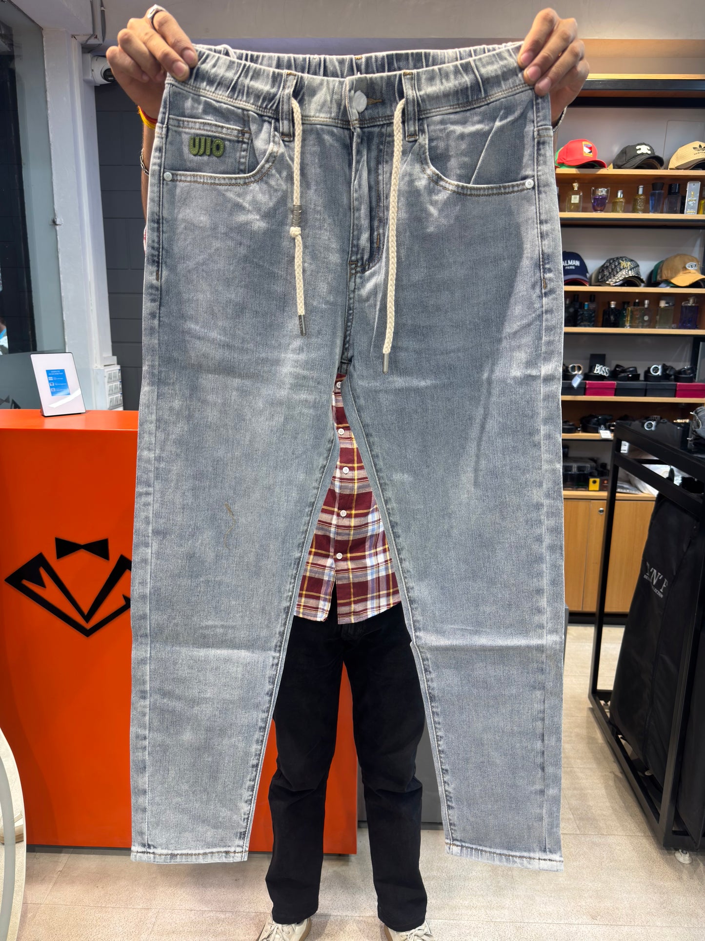 M.JEANS