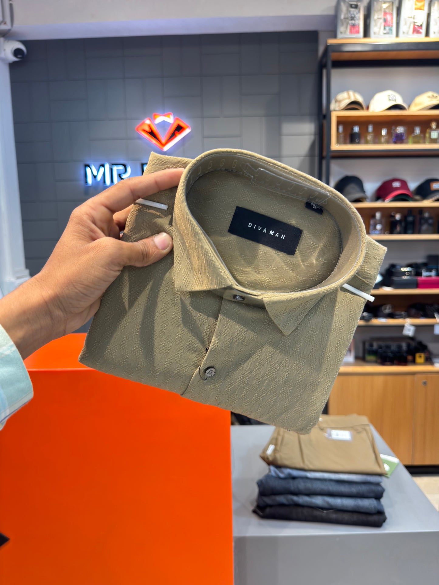 M.SHIRT