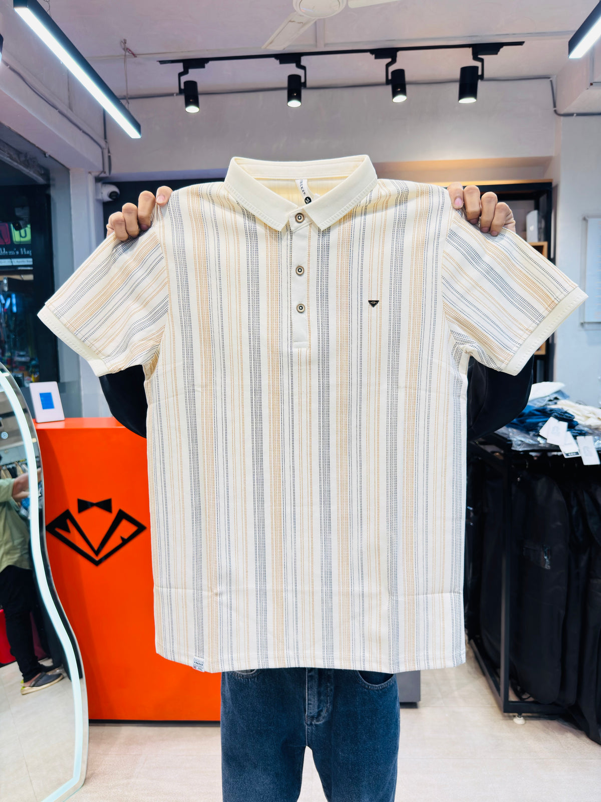 M.TSHIRT