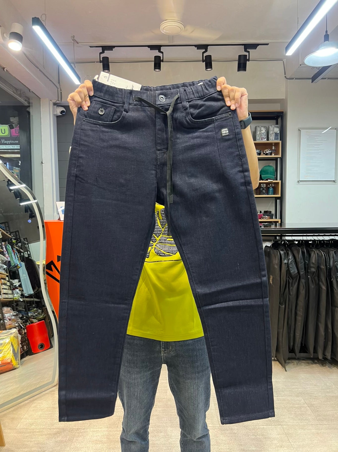 M.JEANS