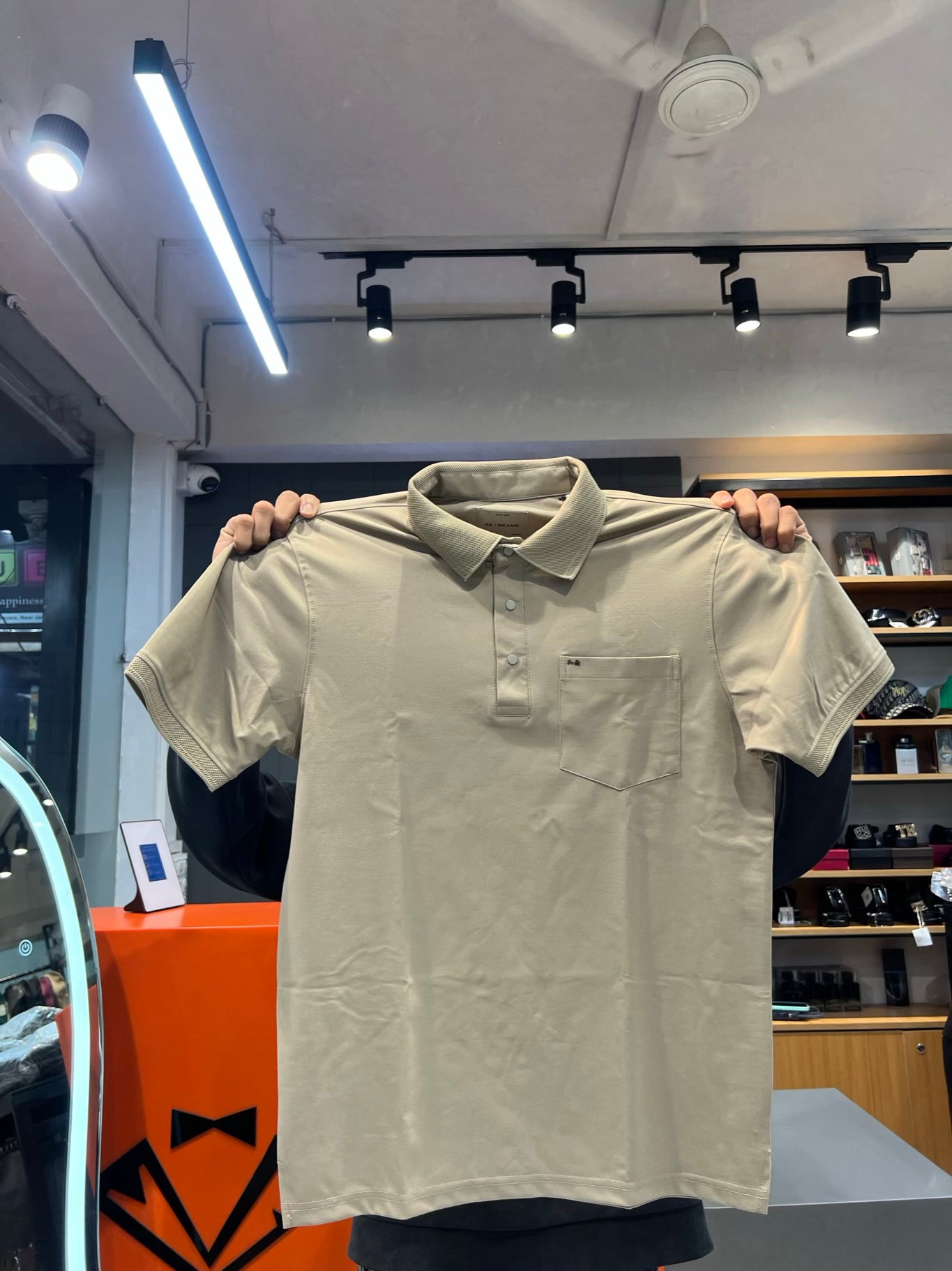 M.TSHIRT