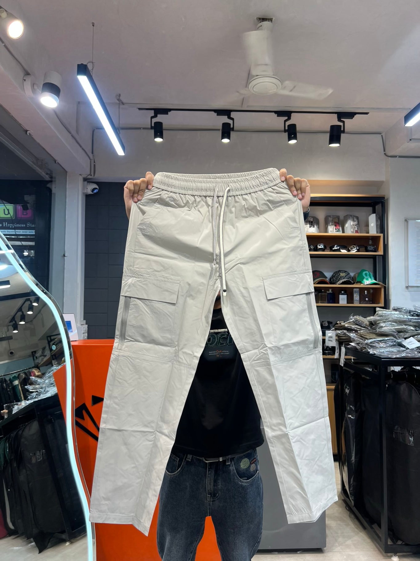 M.TRACKPANT
