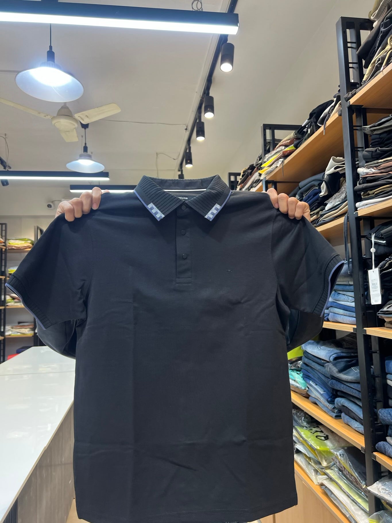 M.TSHIRT