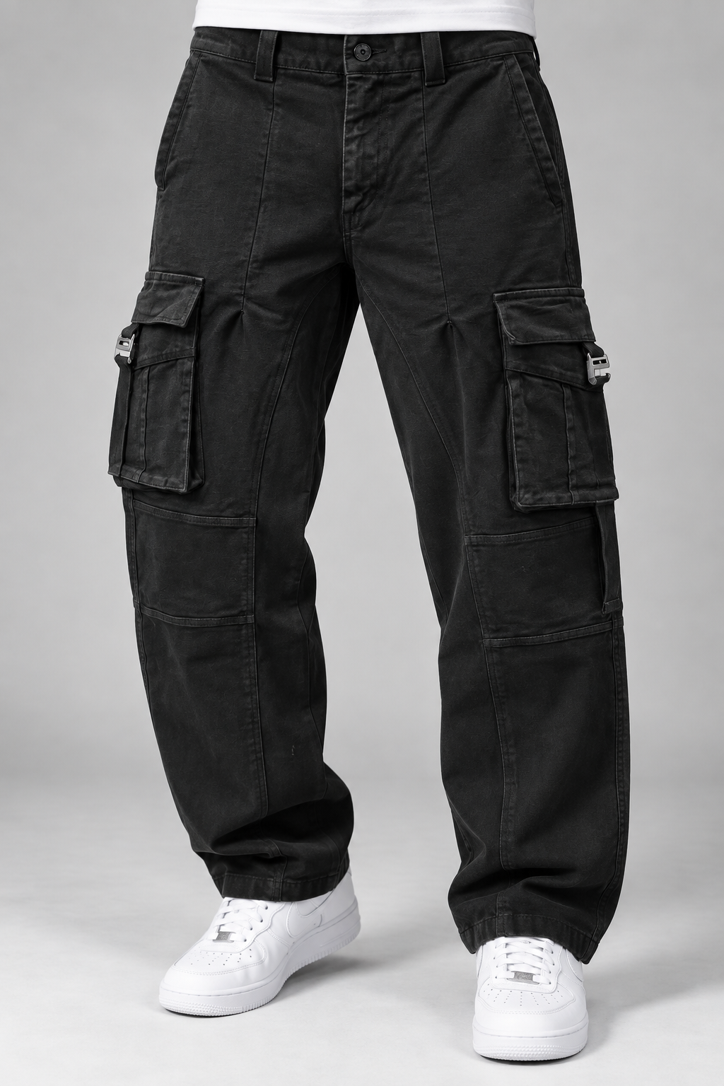 M.CARGO
