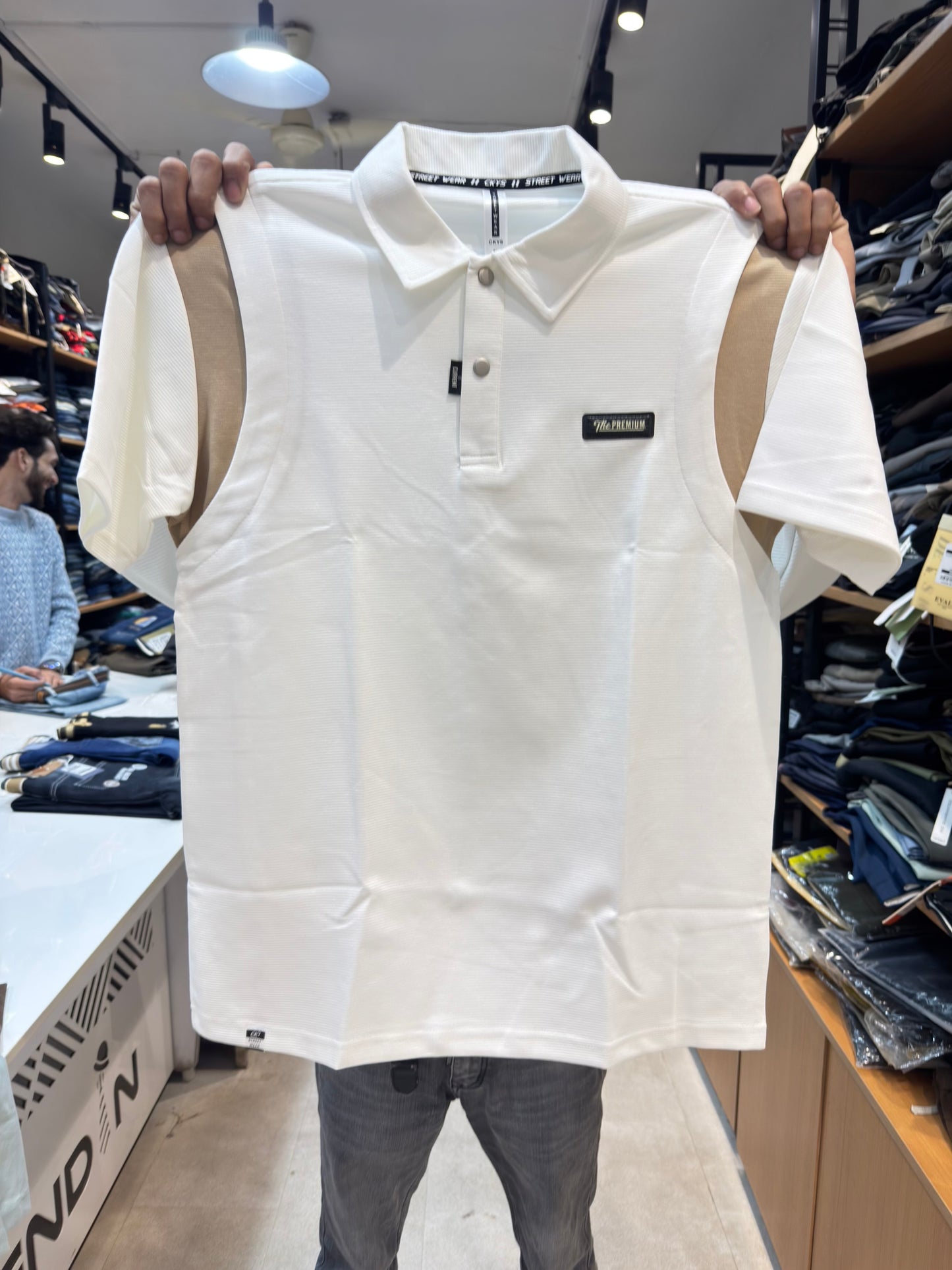 M.TSHIRT