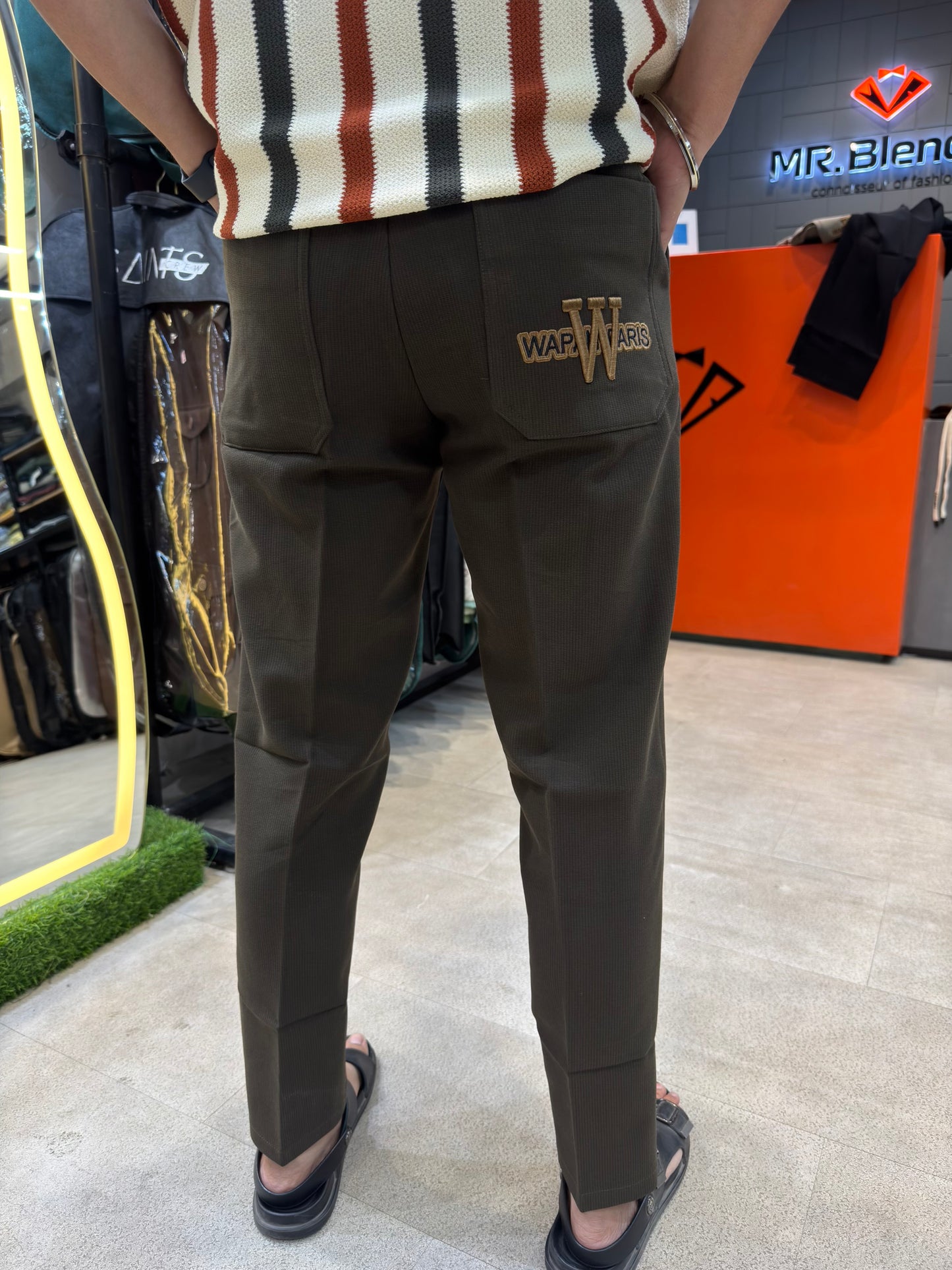 M.TROUSER