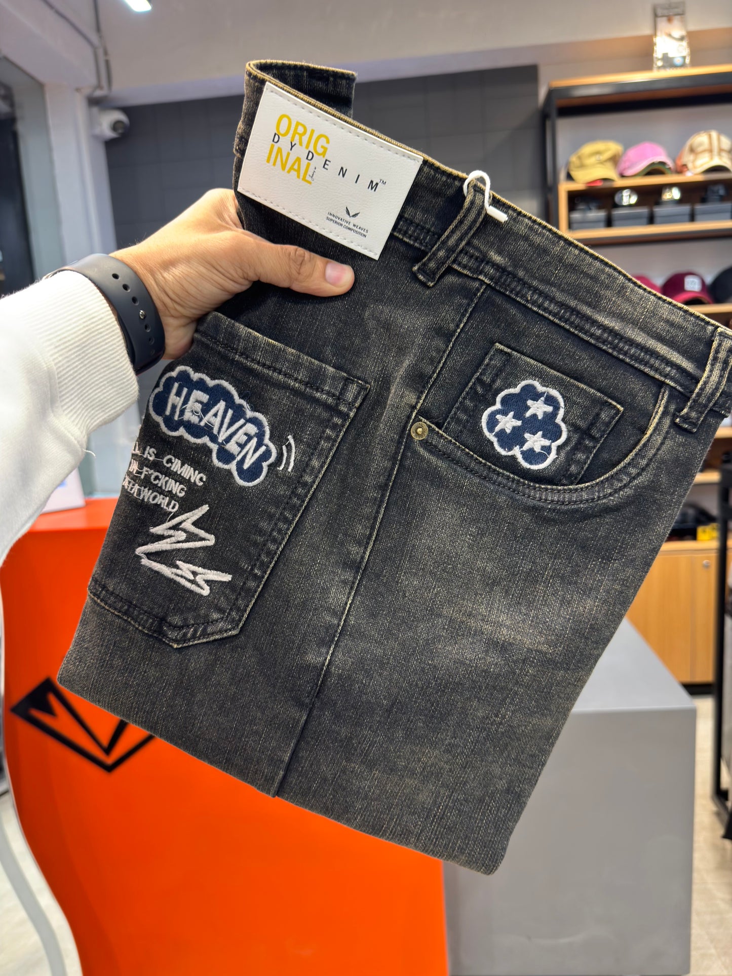 M.JEANS
