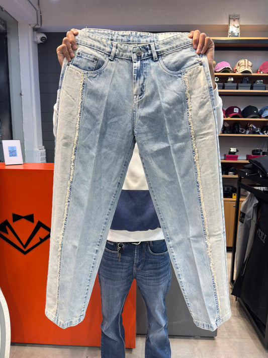 M.JEANS