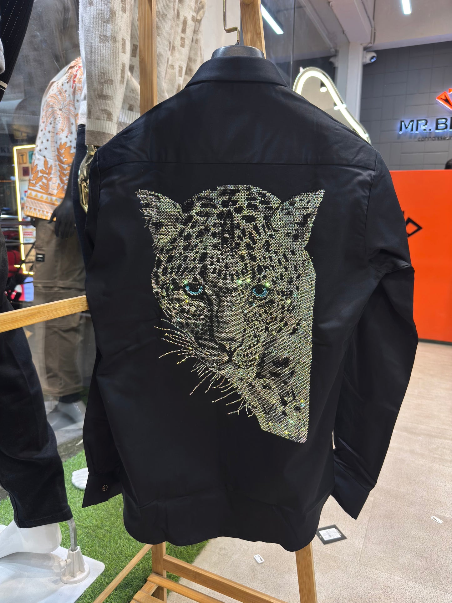 M.SHIRT