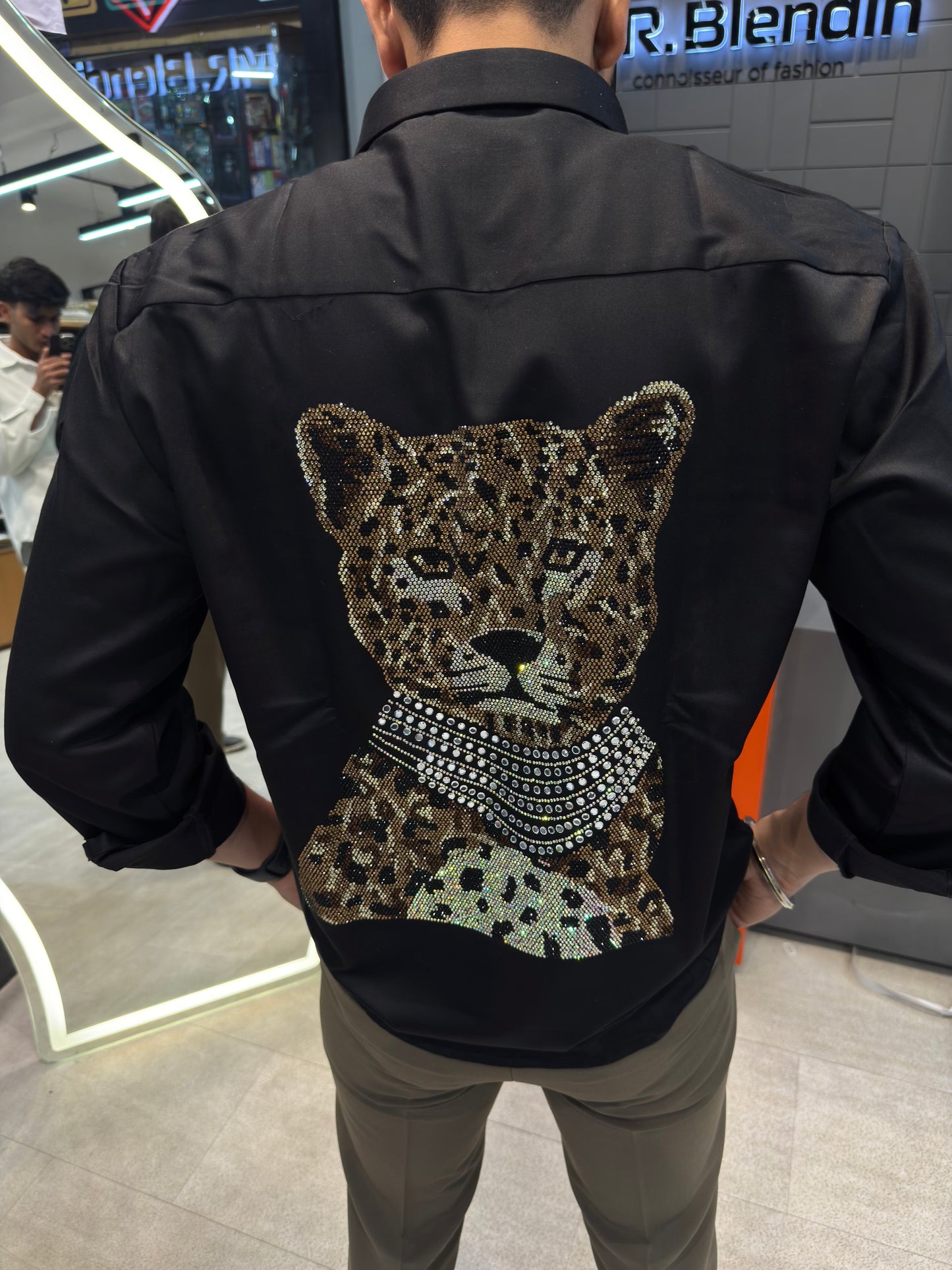 M.SHIRT