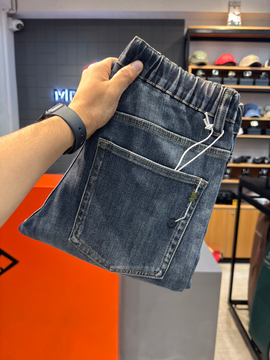 M.JEANS