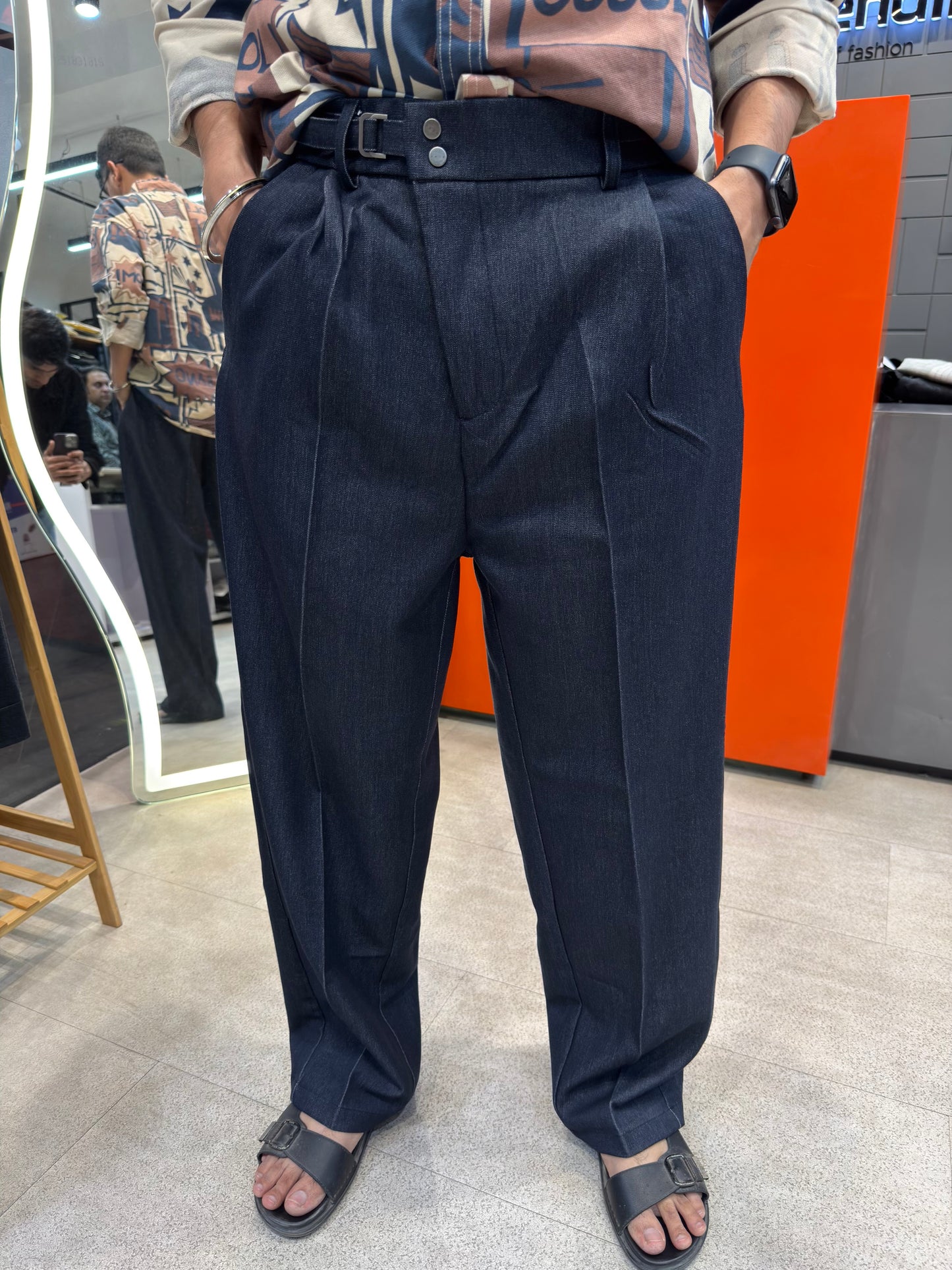 M.TROUSER