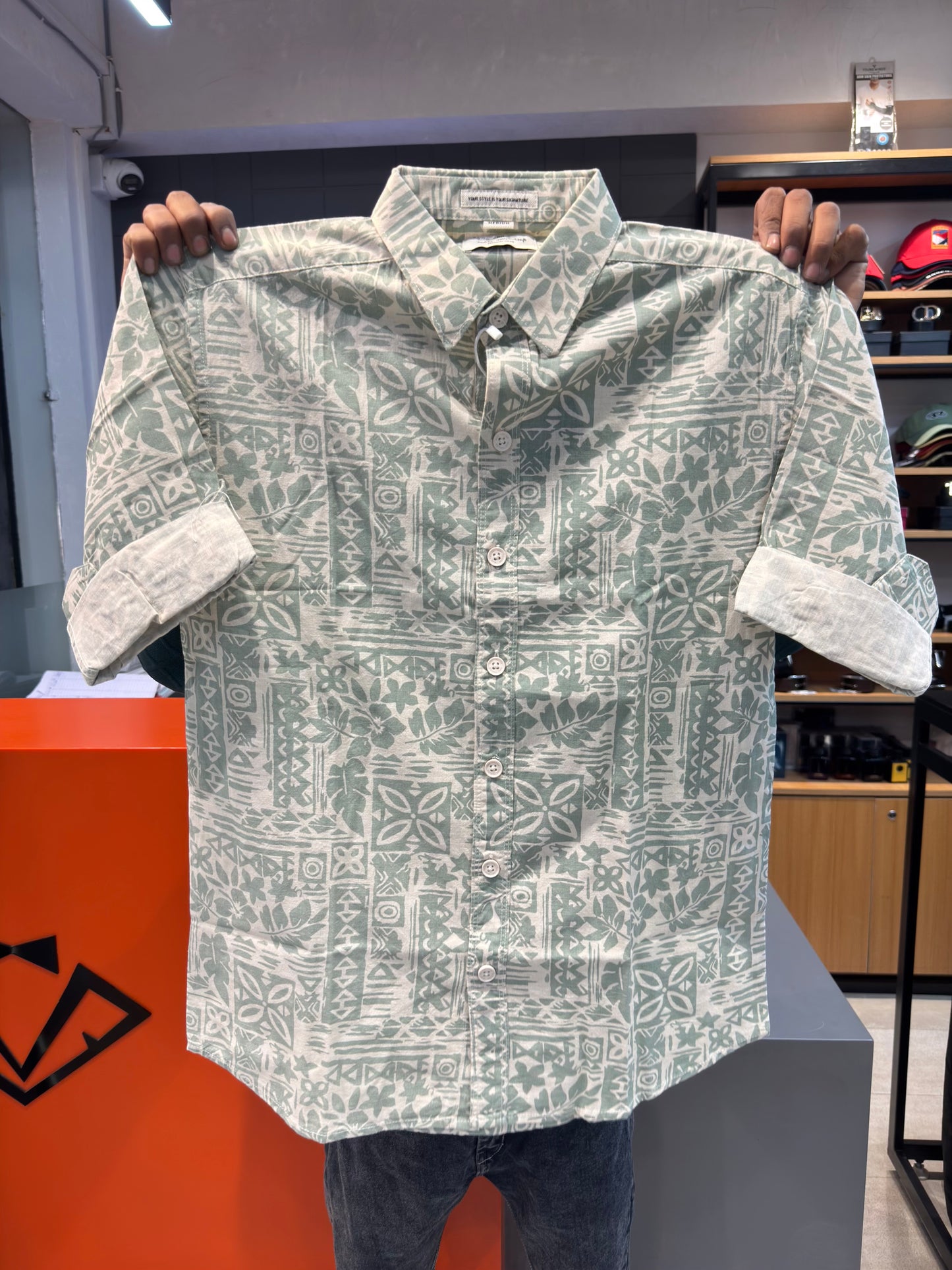 M.SHIRT