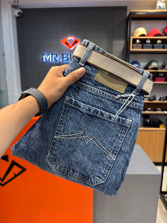 M.JEANS