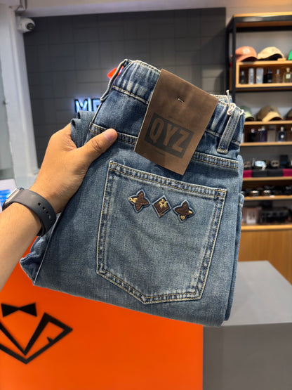 M.JEANS