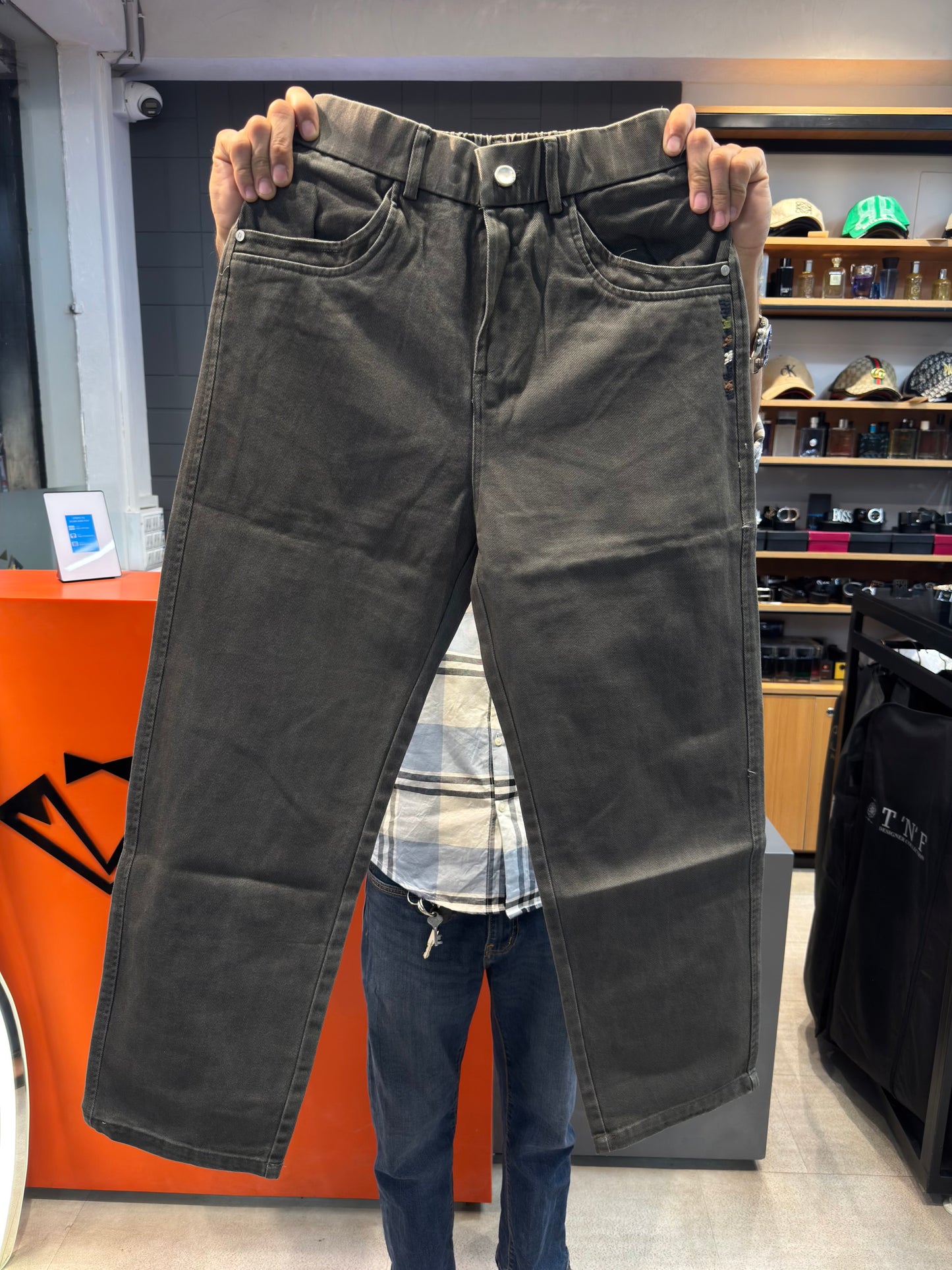 M.JEANS