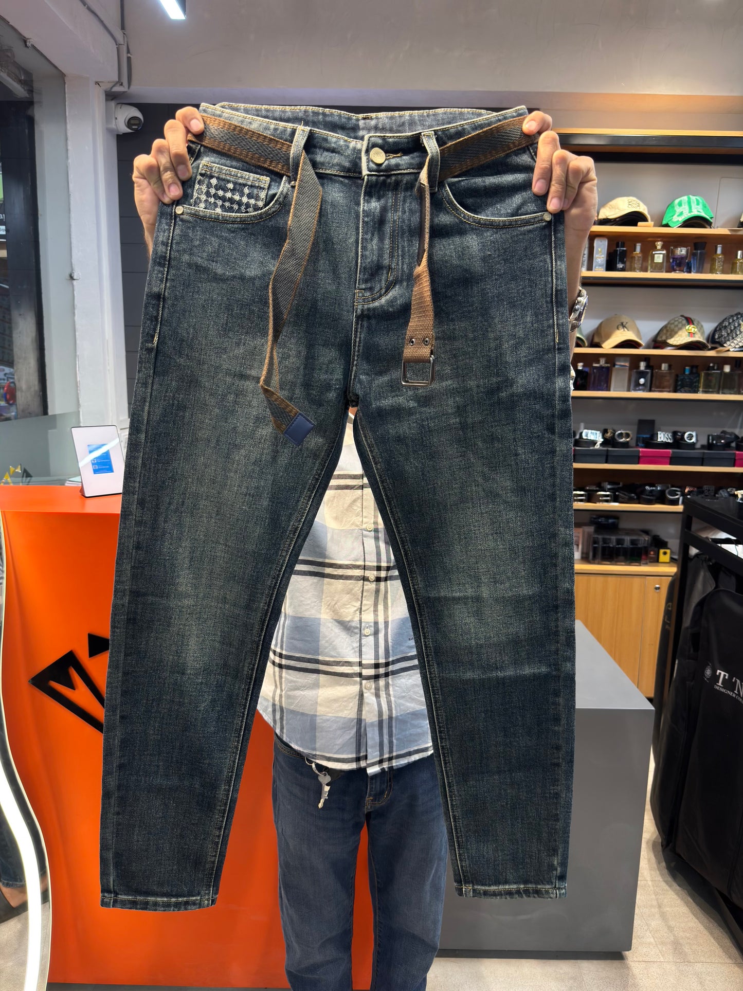 M.JEANS