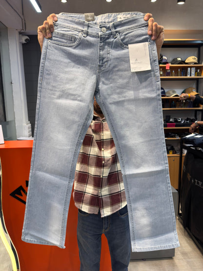 M.JEANS
