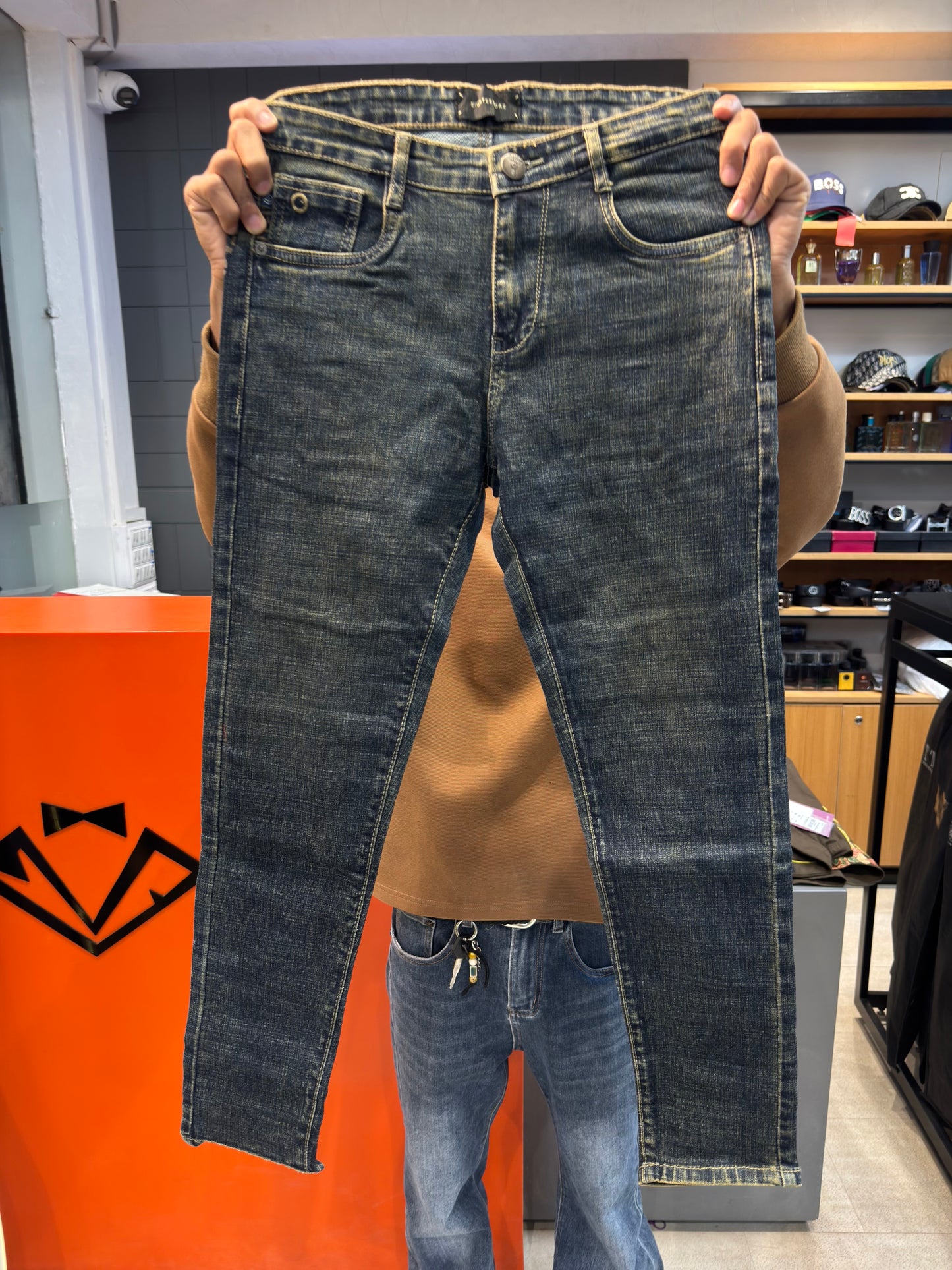 M.JEANS