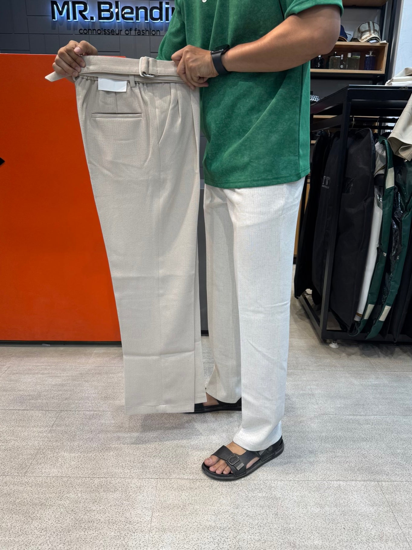 M.TROUSER