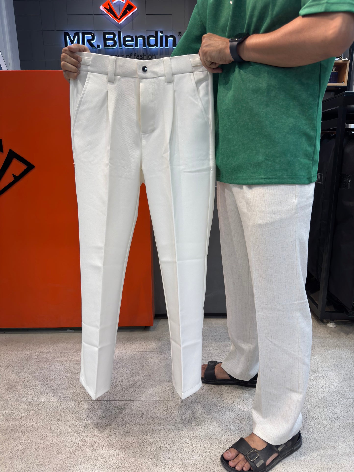 M.TROUSER