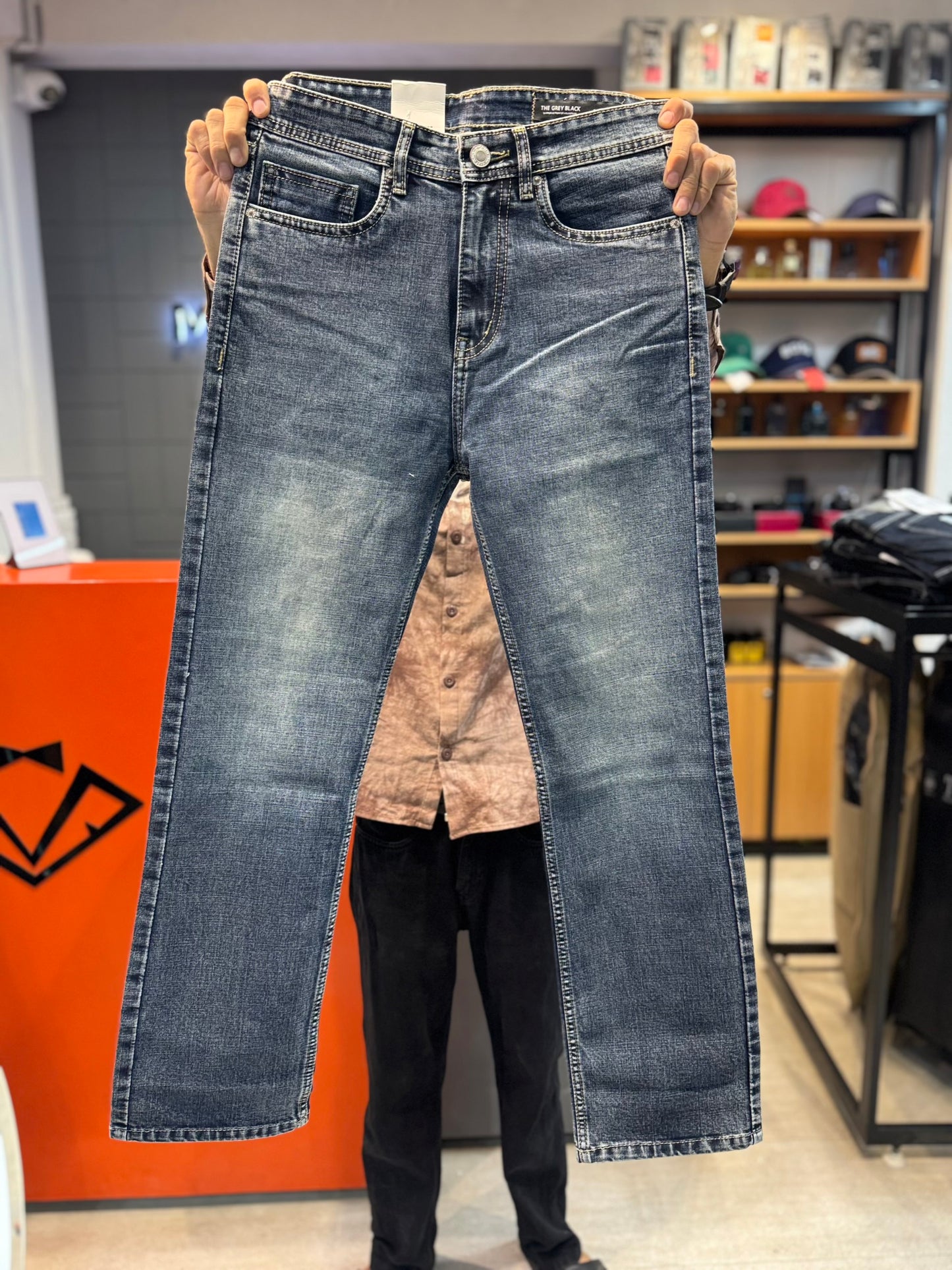 M.JEANS