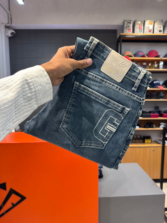M.JEANS
