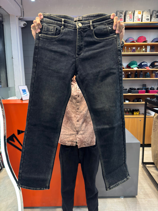 M.JEANS