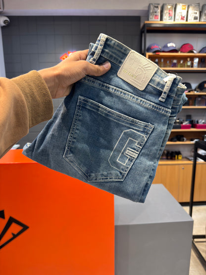 M.JEANS